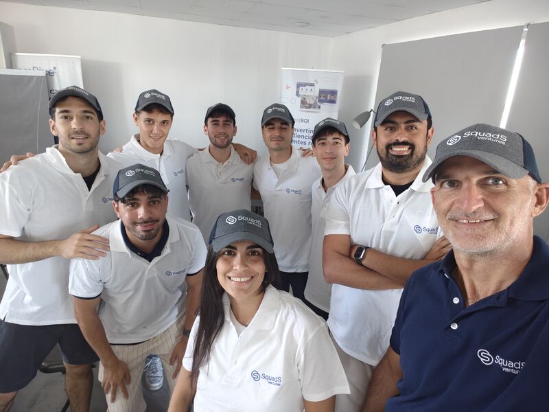 Equipo de SquadS Ventures en sesión de almuerzo